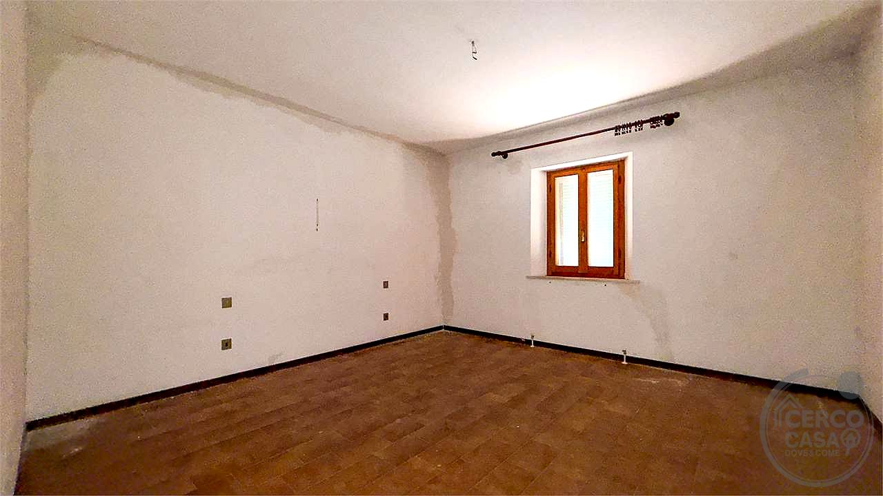 CINIGIANO: TENUTA AGRICOLA CON VISTA SUL MONTE AMIATA