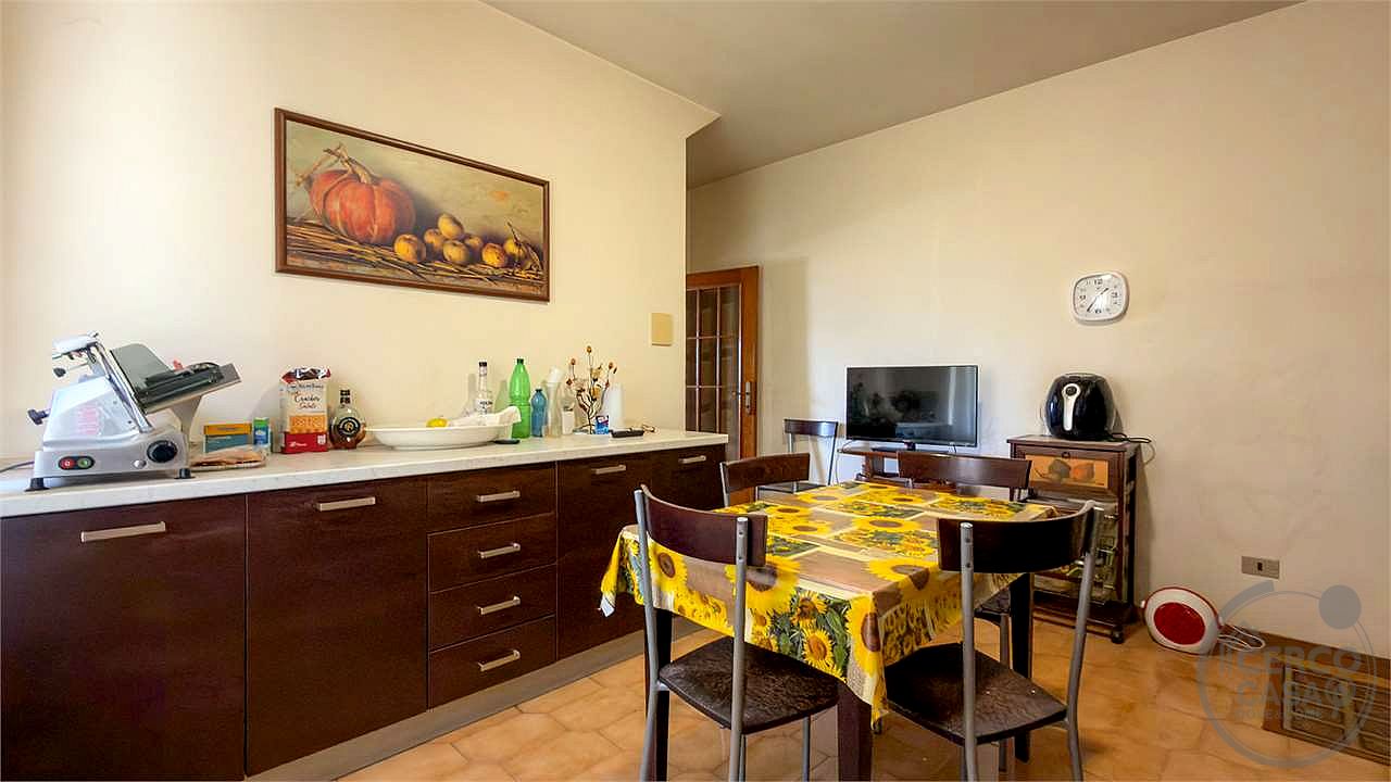 CINIGIANO: TENUTA AGRICOLA CON VISTA SUL MONTE AMIATA