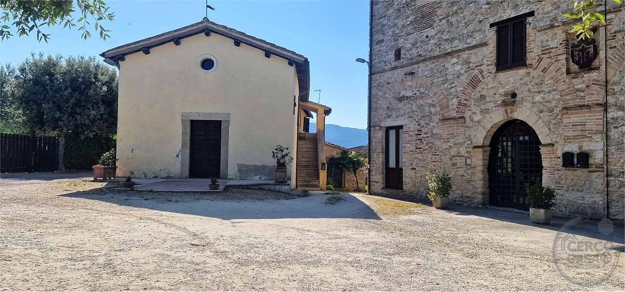 MASSA MARTANA - CASTEL RINALDI: APPARTAMENTO ARREDATO CON GARAGE