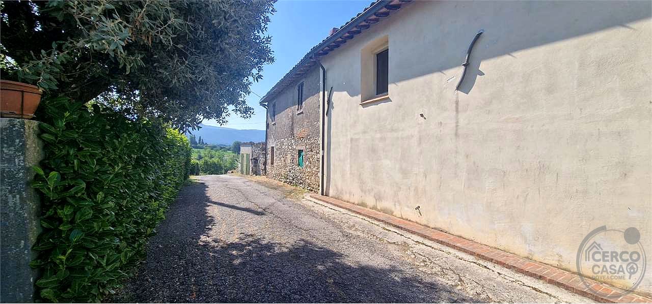 MASSA MARTANA - CASTEL RINALDI: APPARTAMENTO ARREDATO CON GARAGE