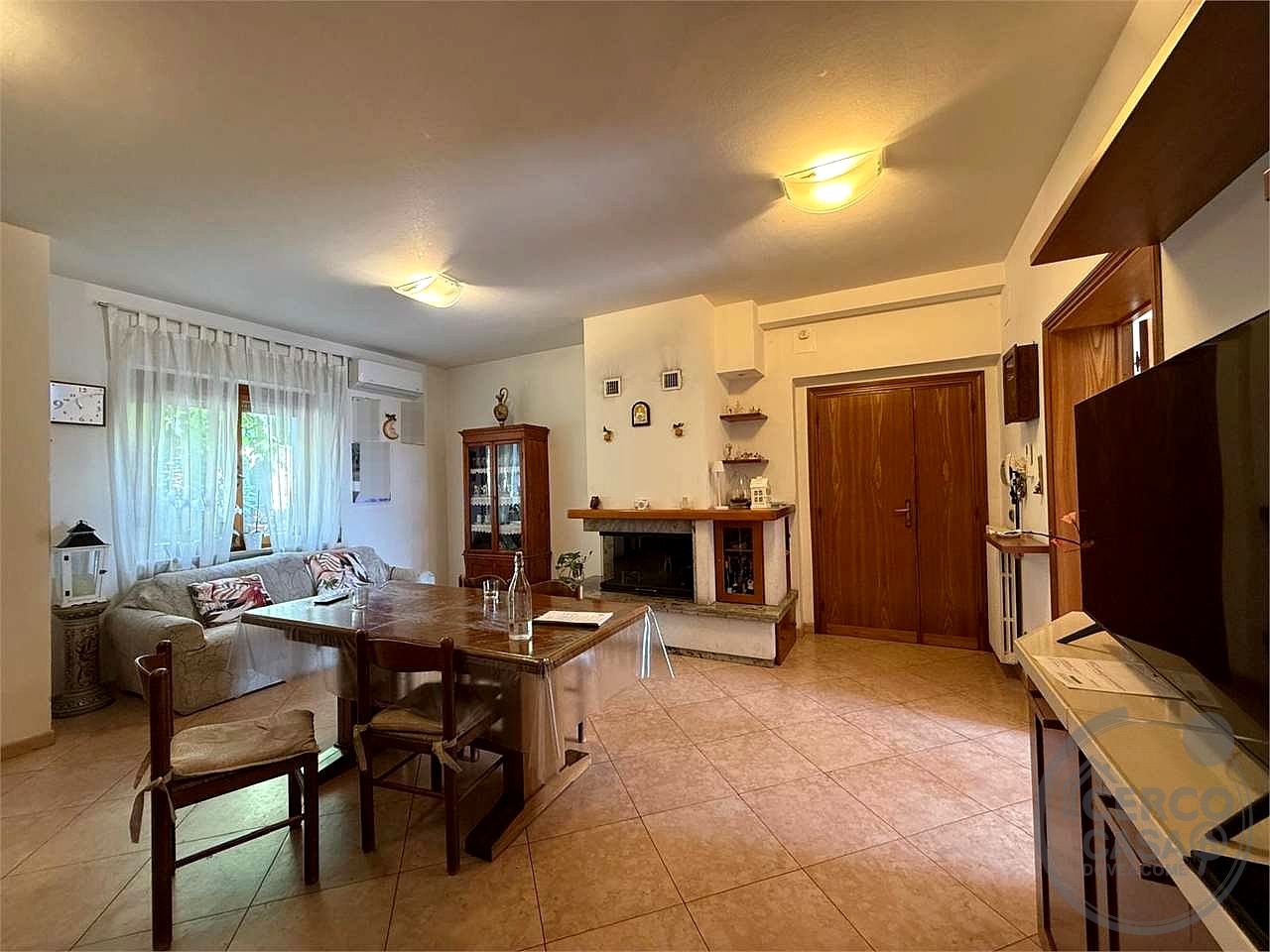 PERUGIA - SAN MARCO: APPARTAMENTO PANORAMICO CON GARAGE E FONDO
