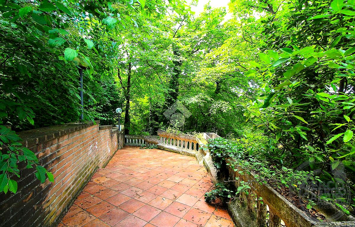 CASA INDIPENDENTE VENDITA STRONCONE · foto 6