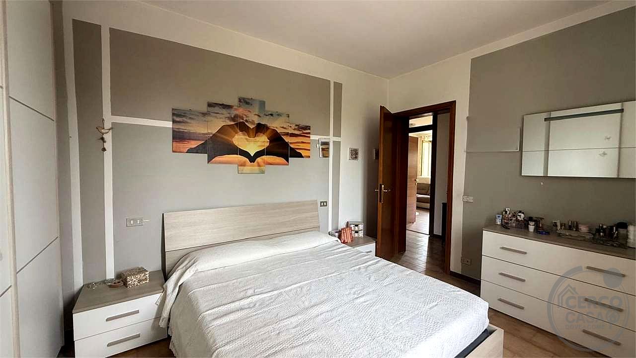 TODI - PANTALLA - CASA SINGOLA CON GIARDINO