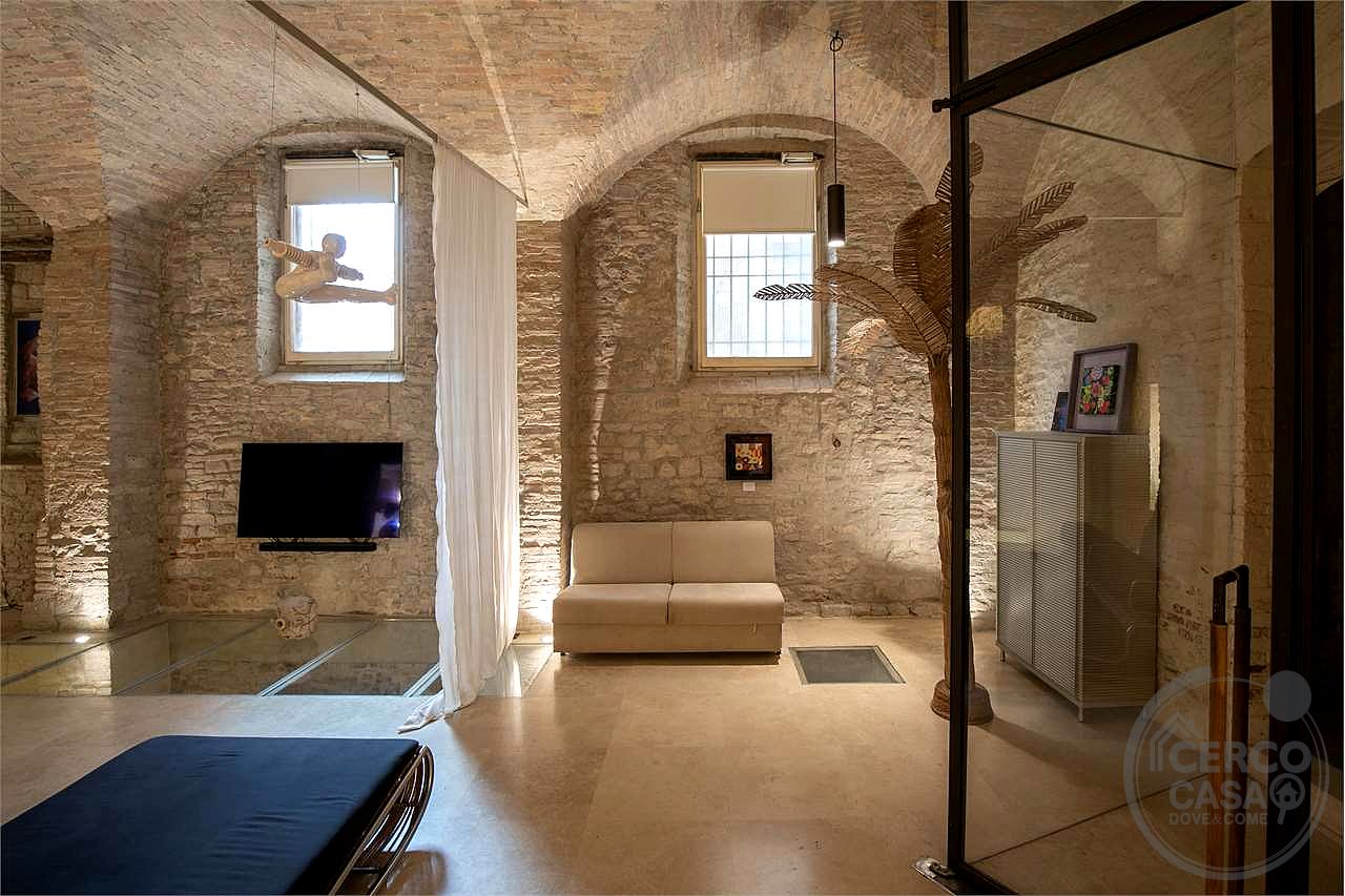 PERUGIA - CENTRO STORICO - ESCLUSIVO LOFT DI DESIGN