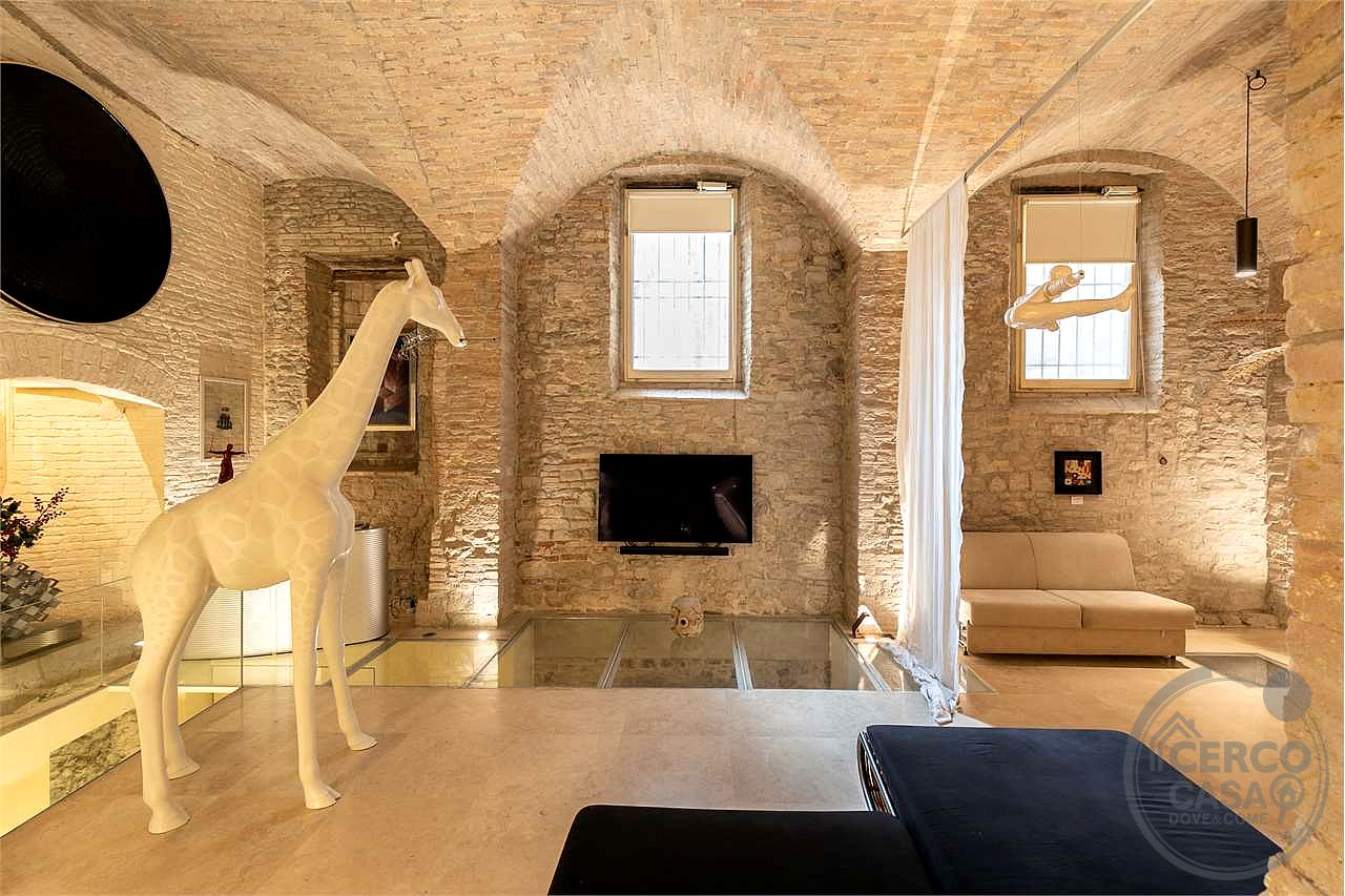 PERUGIA - CENTRO STORICO - ESCLUSIVO LOFT DI DESIGN