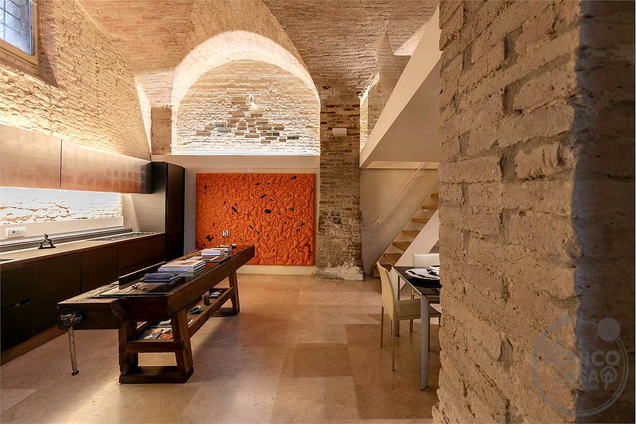 PERUGIA - CENTRO STORICO - ESCLUSIVO LOFT DI DESIGN