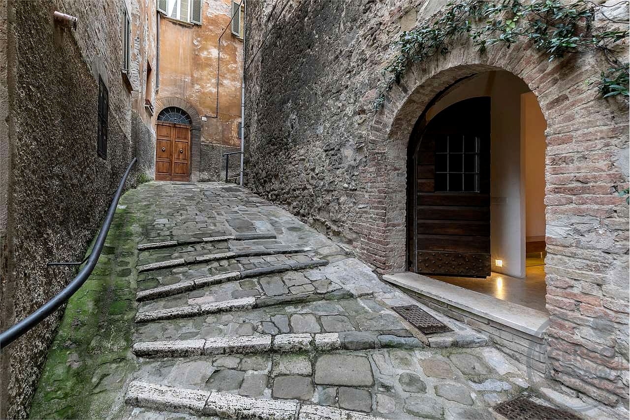 PERUGIA - CENTRO STORICO - ESCLUSIVO LOFT DI DESIGN