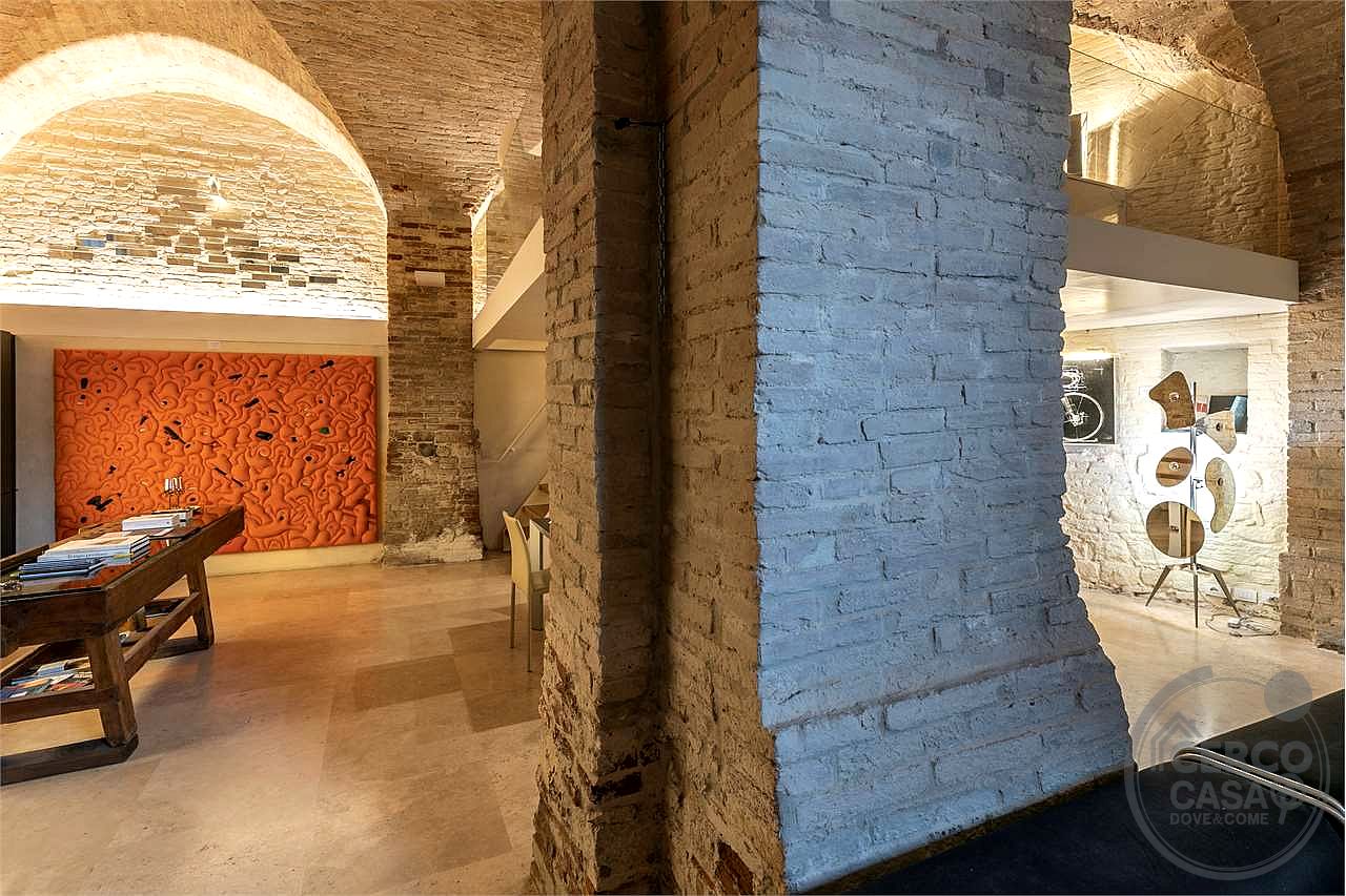 PERUGIA - CENTRO STORICO - ESCLUSIVO LOFT DI DESIGN