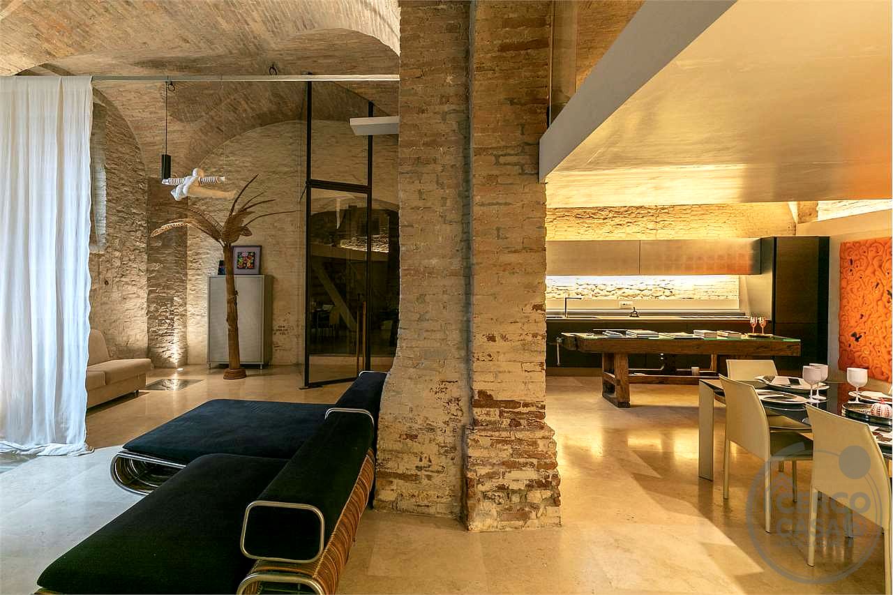 PERUGIA - CENTRO STORICO - ESCLUSIVO LOFT DI DESIGN