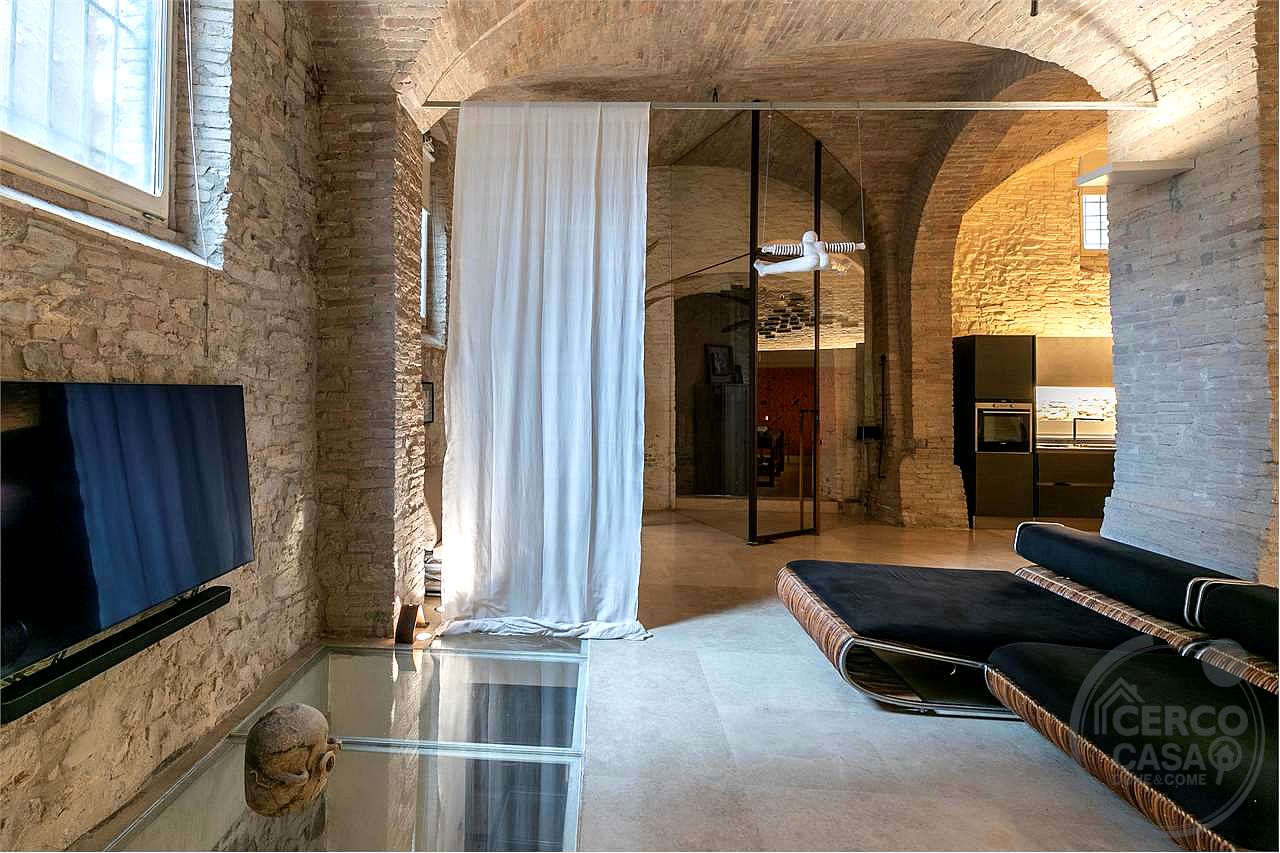 PERUGIA - CENTRO STORICO - ESCLUSIVO LOFT DI DESIGN