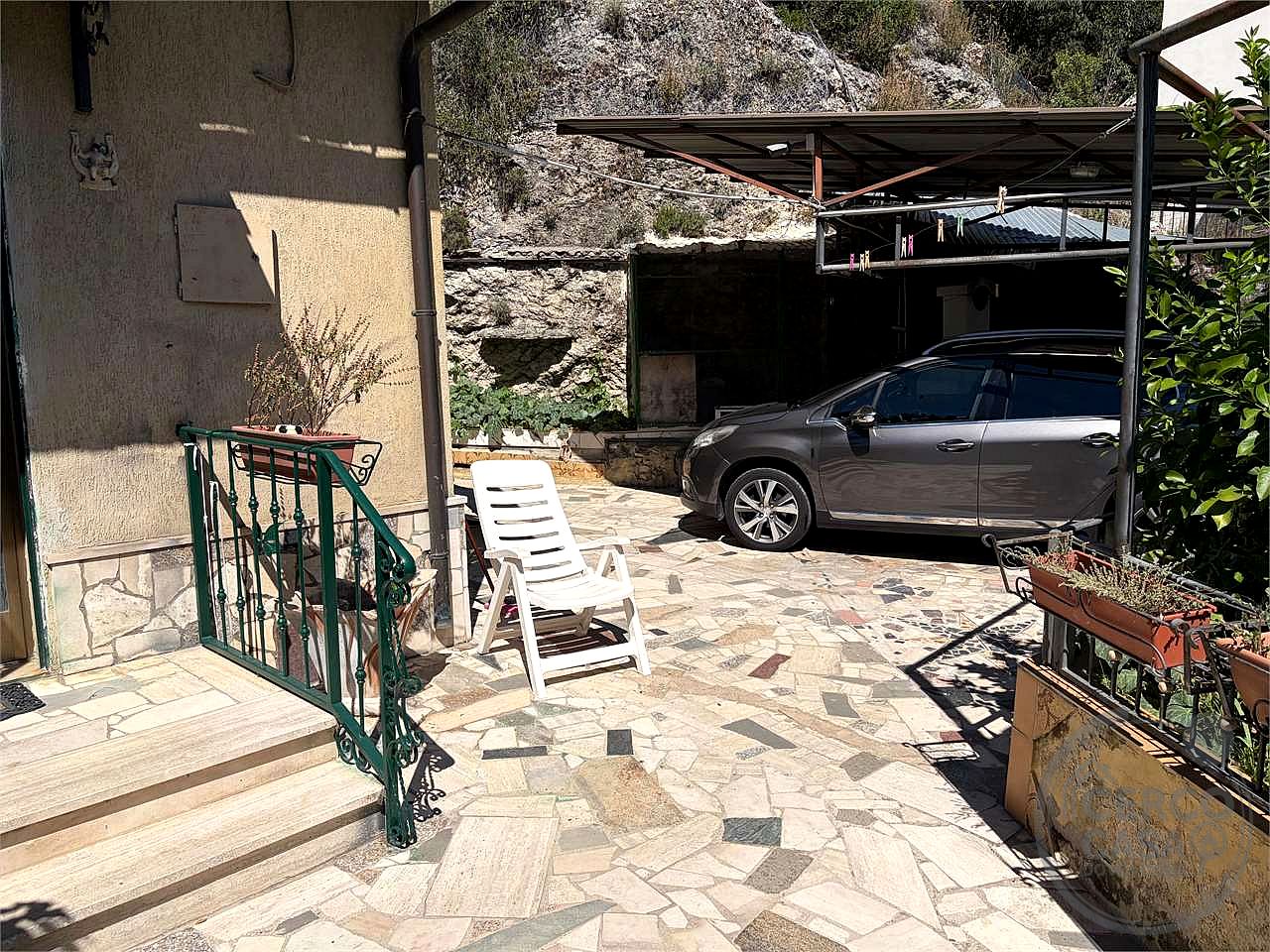 TERNI - PORZIONE DI CASA INDIPENDENTE