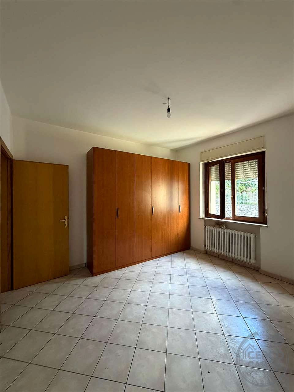 NOCERA UMBRA - APPARTAMENTO CON GARAGE