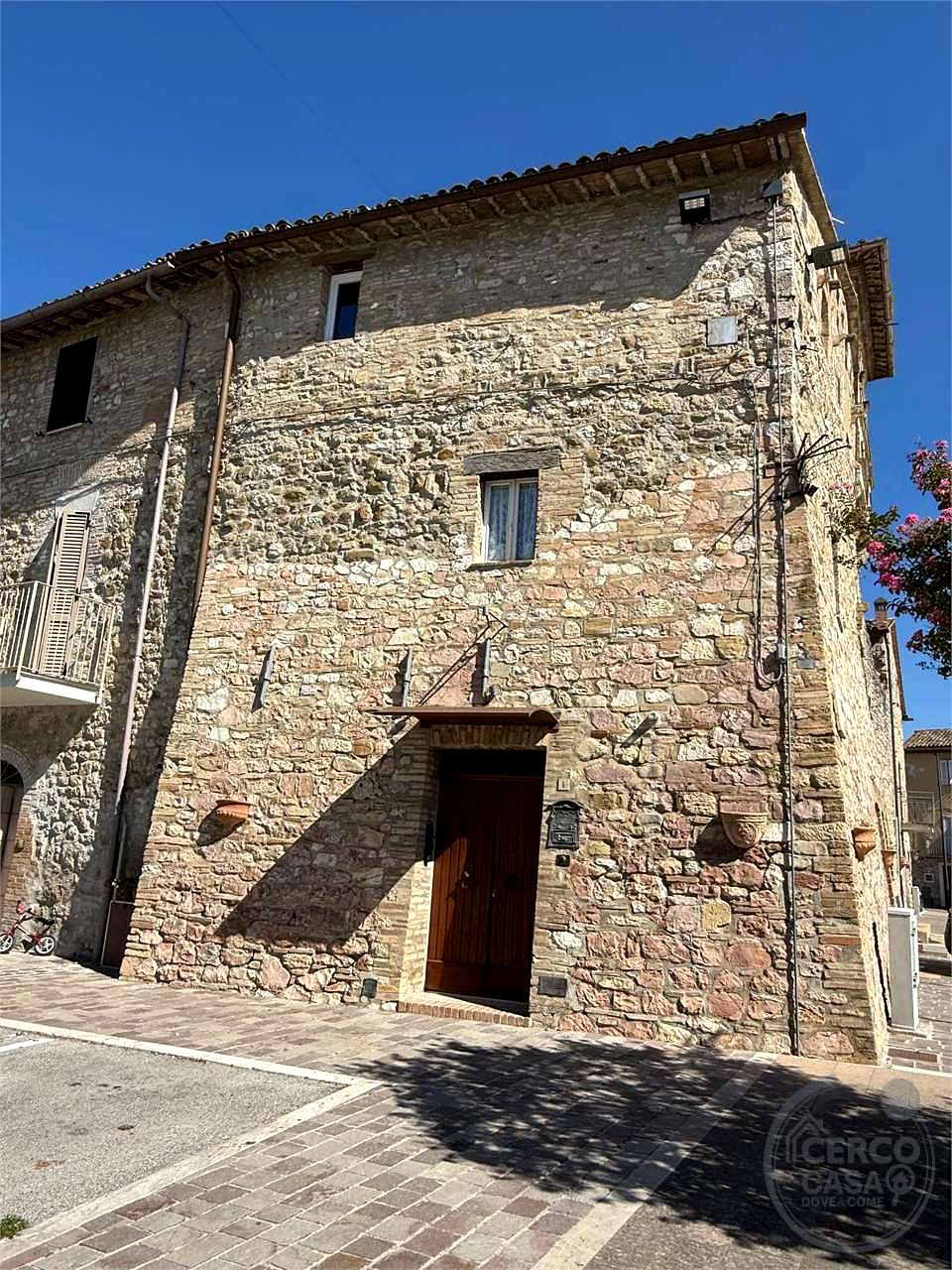 ASSISI - CASTELNUOVO - APPARTAMENTO AL PIANO TERRA