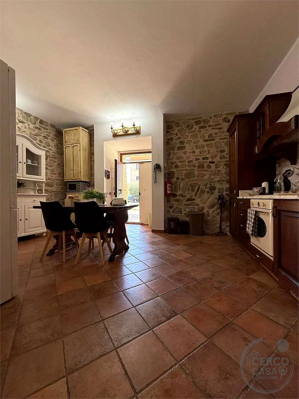 ASSISI - CASTELNUOVO - APPARTAMENTO AL PIANO TERRA