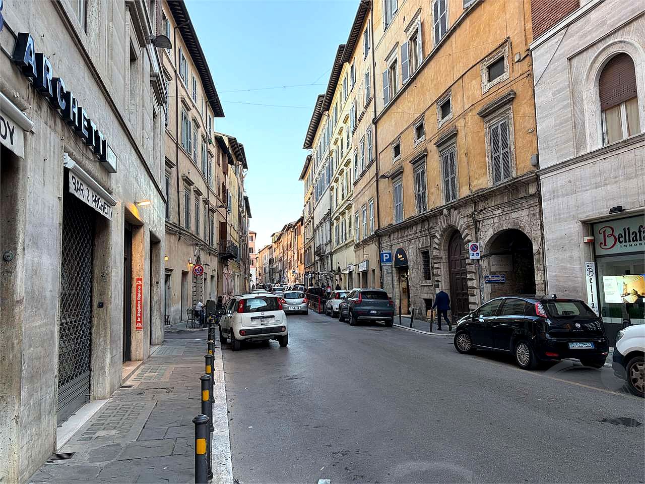 PERUGIA - CORSO CAVOUR - APPARTAMENTO IN FASE DI RISTRUTTURAZIONE