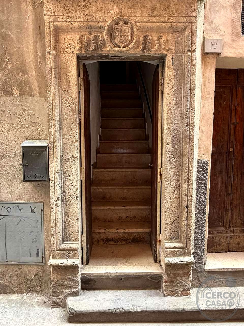 PERUGIA - CORSO CAVOUR - APPARTAMENTO IN FASE DI RISTRUTTURAZIONE