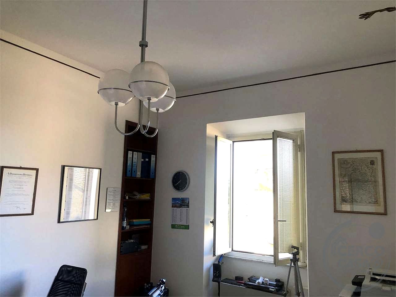 TODI - ZONA CENTRALE - APPARTAMENTO AL PIANO TERRA RIALZATO