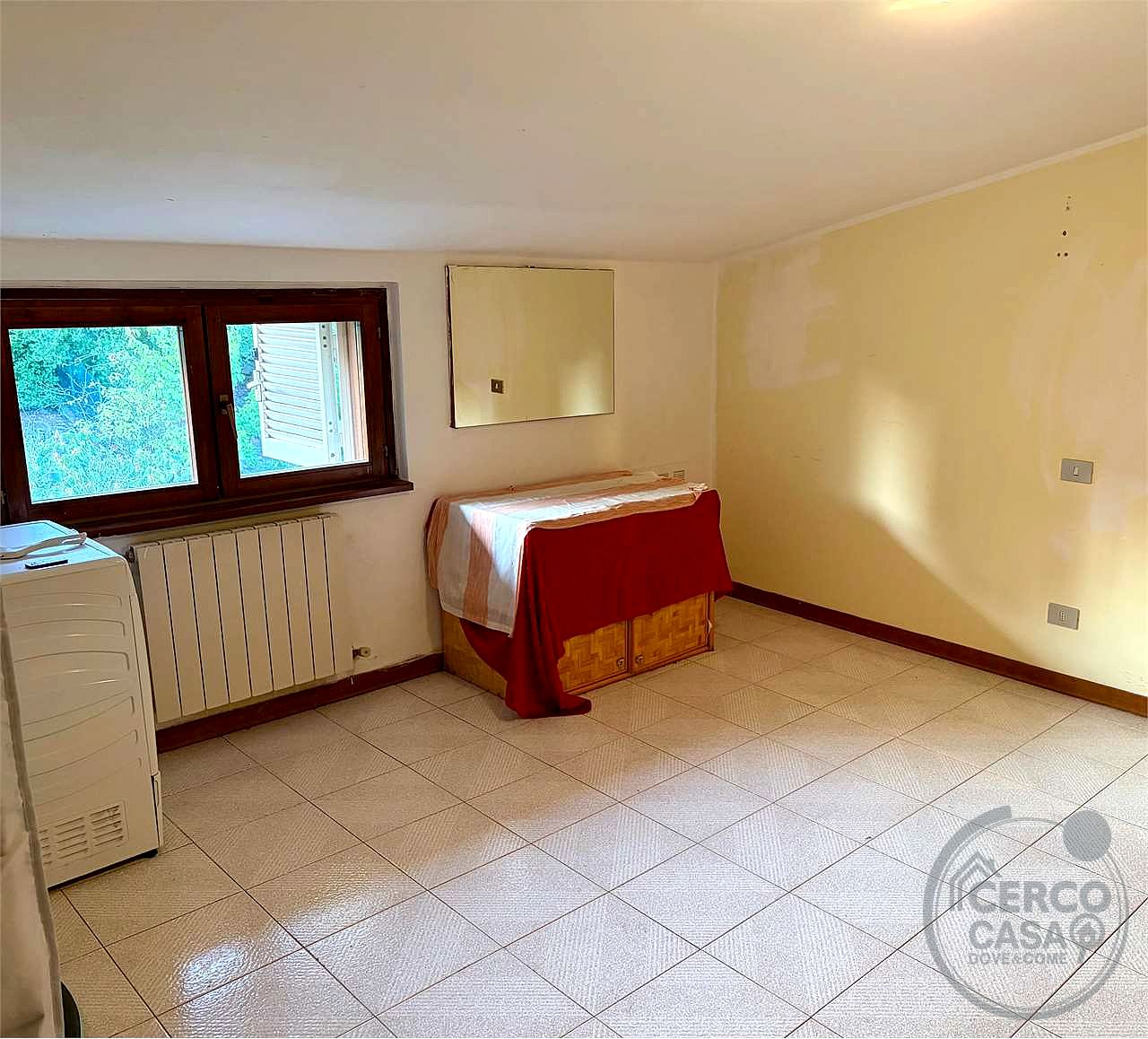 PERUGIA - PONTE FELCINO - VILLA A SCHIERA CON GIARDINO