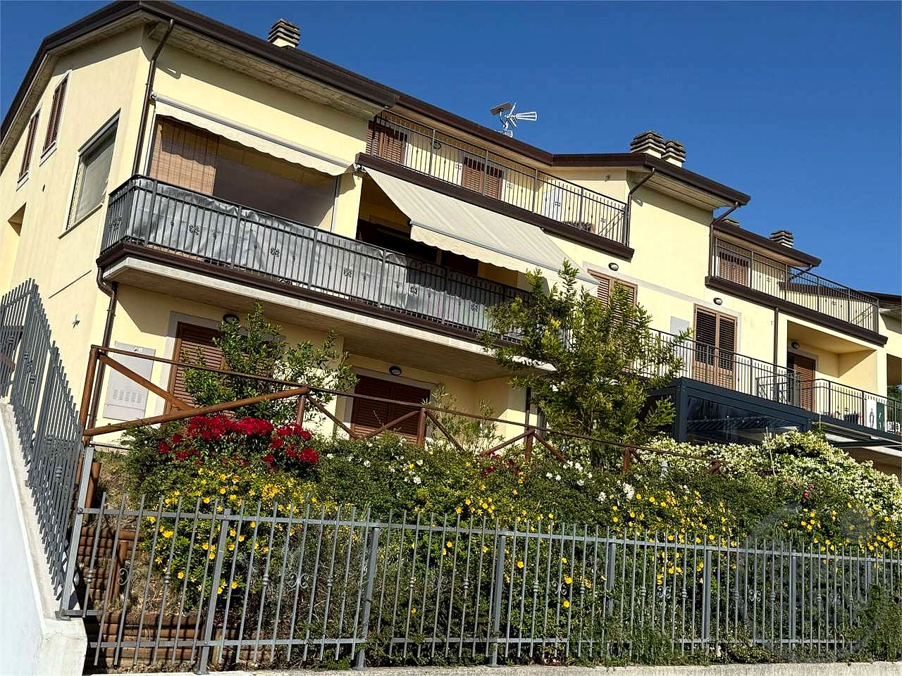 ASSISI - SAN VITALE - ATTICO DI NUOVA COSTRUZIONE
