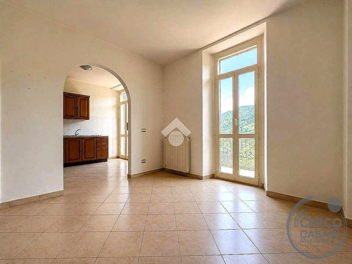 CASA INDIPENDENTE VENDITA STRONCONE