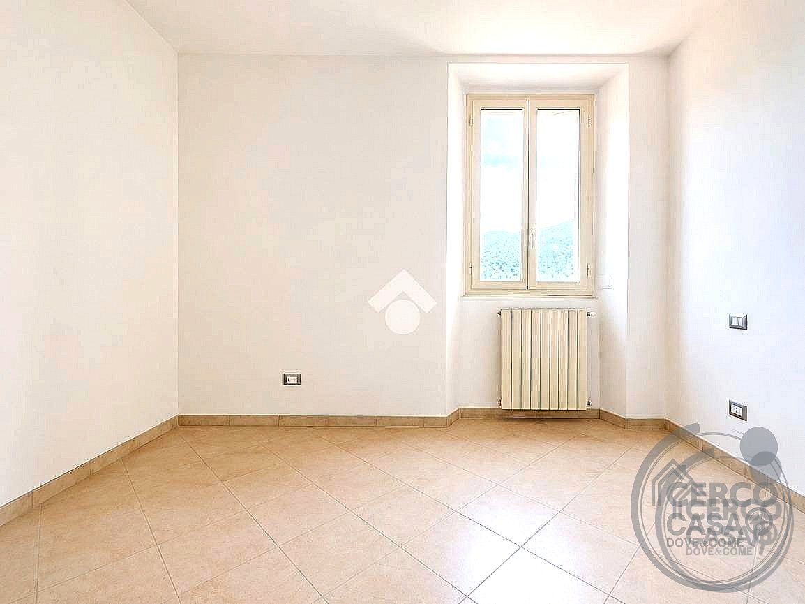 CASA INDIPENDENTE VENDITA STRONCONE · foto 2