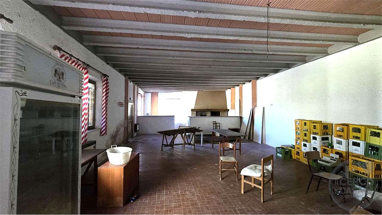 COMPLESSO IMMOBILIARE DI CIRCA 700 MQ – CAMBIO DI DESTINAZIONE D'USO GIÀ APPROVATO