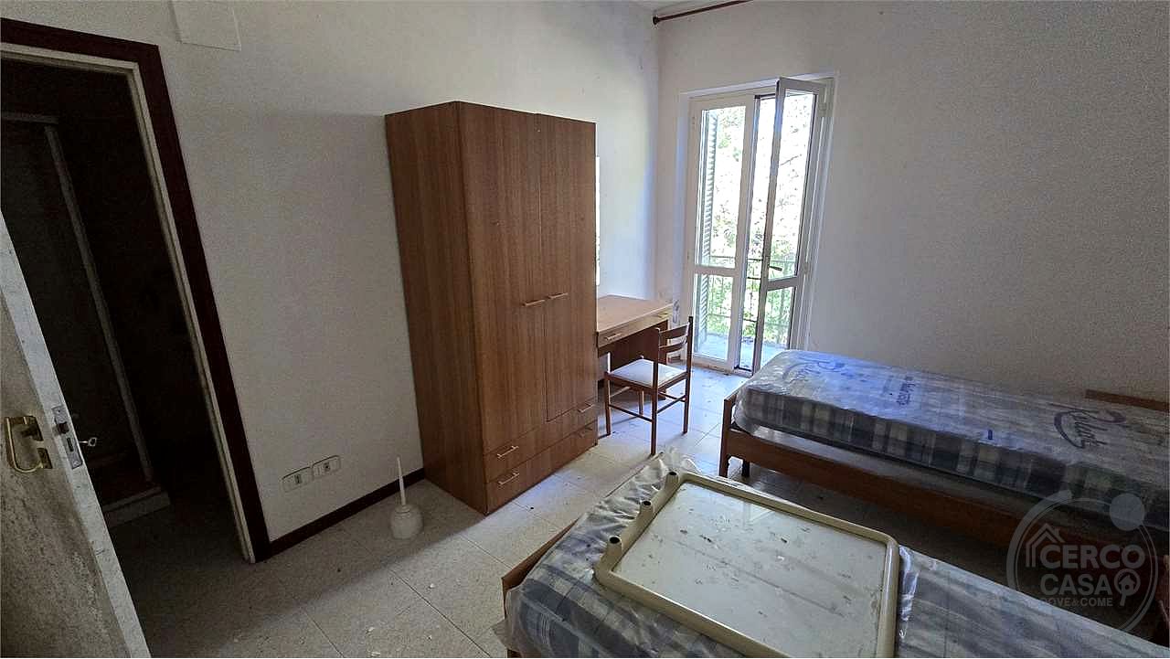 COMPLESSO IMMOBILIARE DI CIRCA 700 MQ – CAMBIO DI DESTINAZIONE D'USO GIÀ APPROVATO