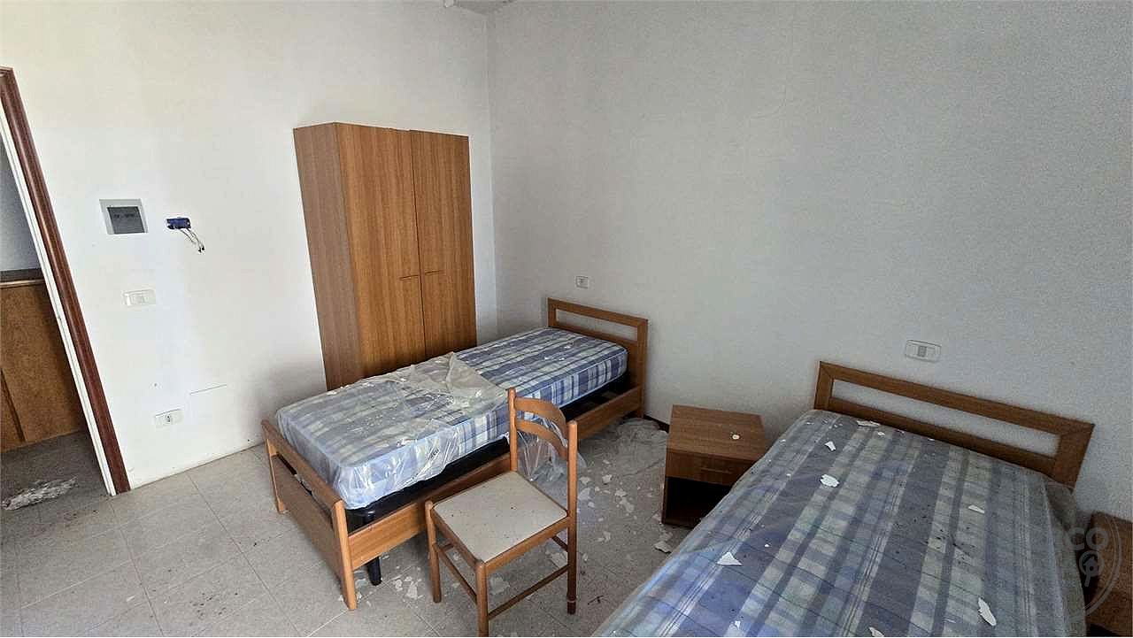 COMPLESSO IMMOBILIARE DI CIRCA 700 MQ – CAMBIO DI DESTINAZIONE D'USO GIÀ APPROVATO