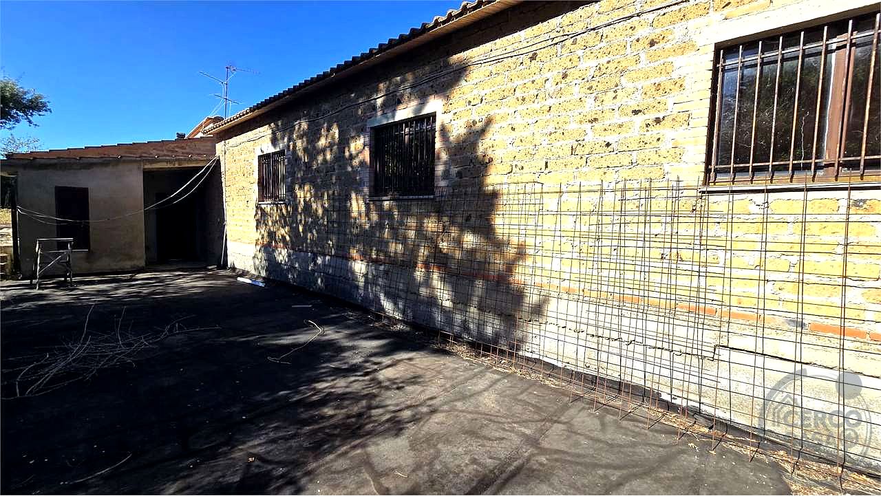 COMPLESSO IMMOBILIARE DI CIRCA 700 MQ – CAMBIO DI DESTINAZIONE D'USO GIÀ APPROVATO