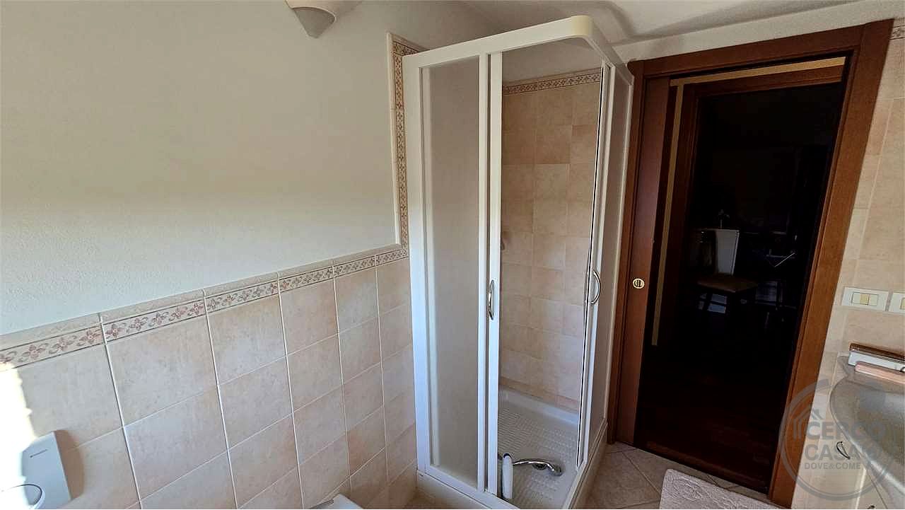 CAMERA CON BAGNO PRIVATO IN APPARTAMENTO DUPLEX CONDIVISO