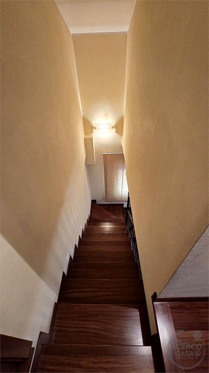 CAMERA CON BAGNO PRIVATO IN APPARTAMENTO DUPLEX CONDIVISO