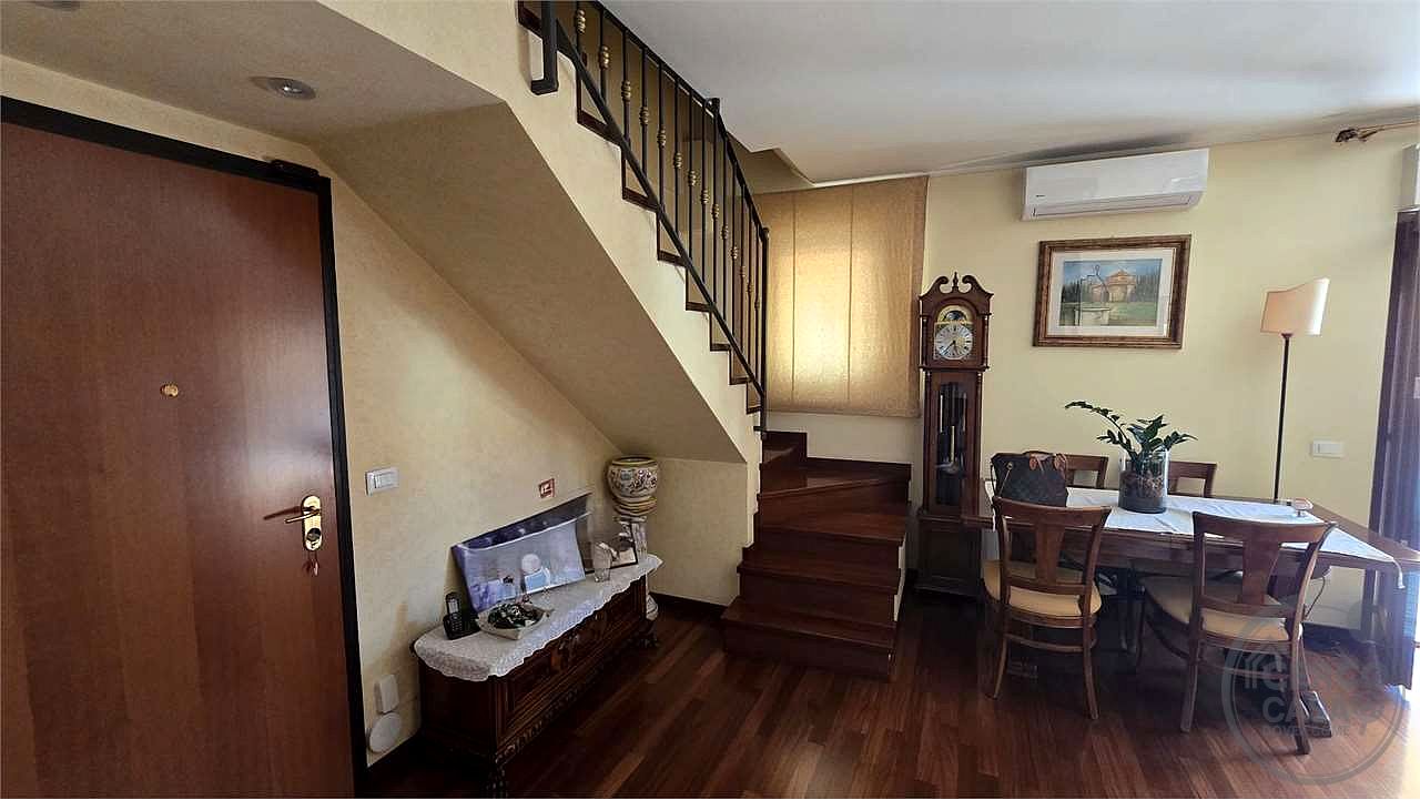 CAMERA CON BAGNO PRIVATO IN APPARTAMENTO DUPLEX CONDIVISO