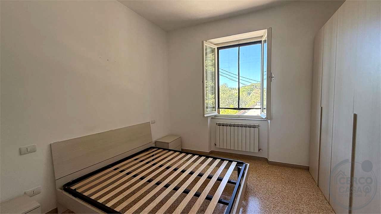 TODI - PONTECUTI - AMPIO CIELOTERRA CON GIARDINO PRIVATO