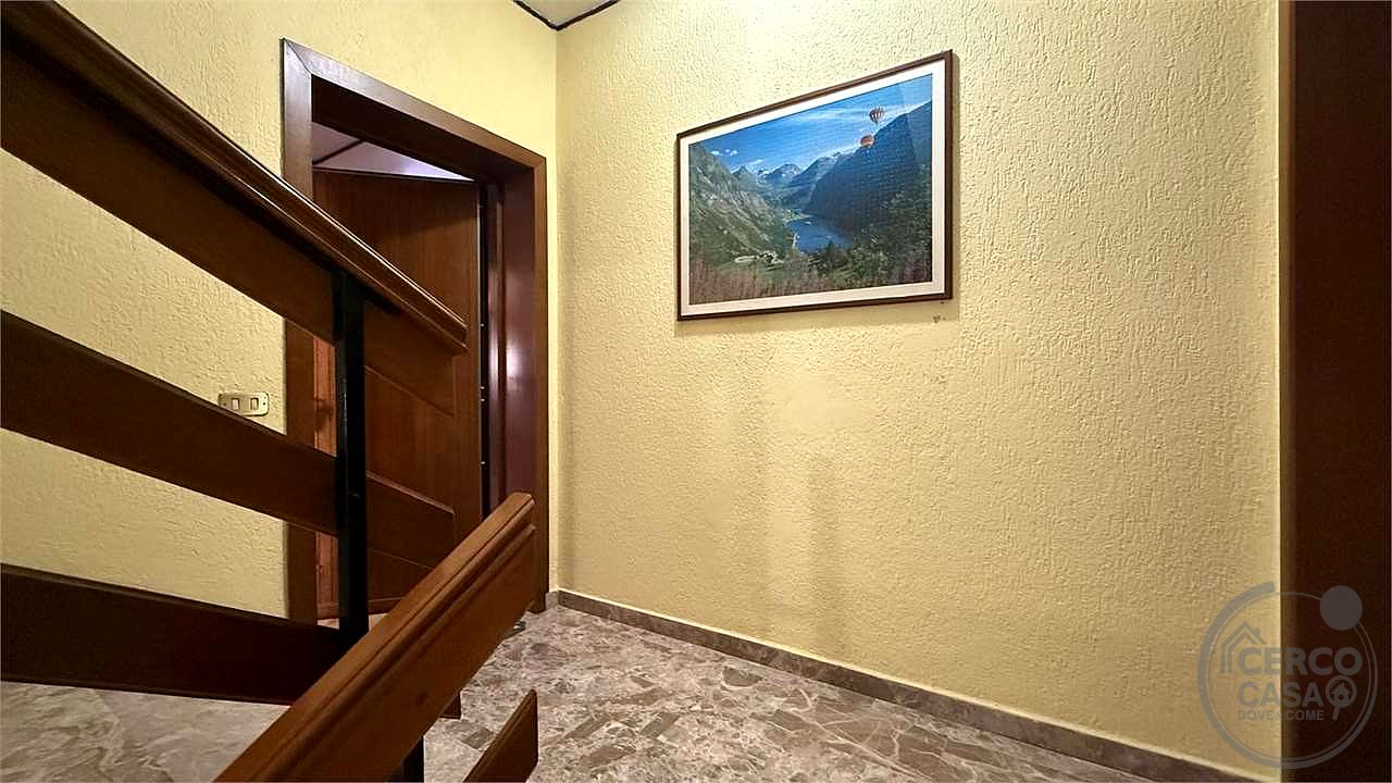 TODI - PANTALLA - APPARTAMENTO AL PIANO PRIMO E SECONDO