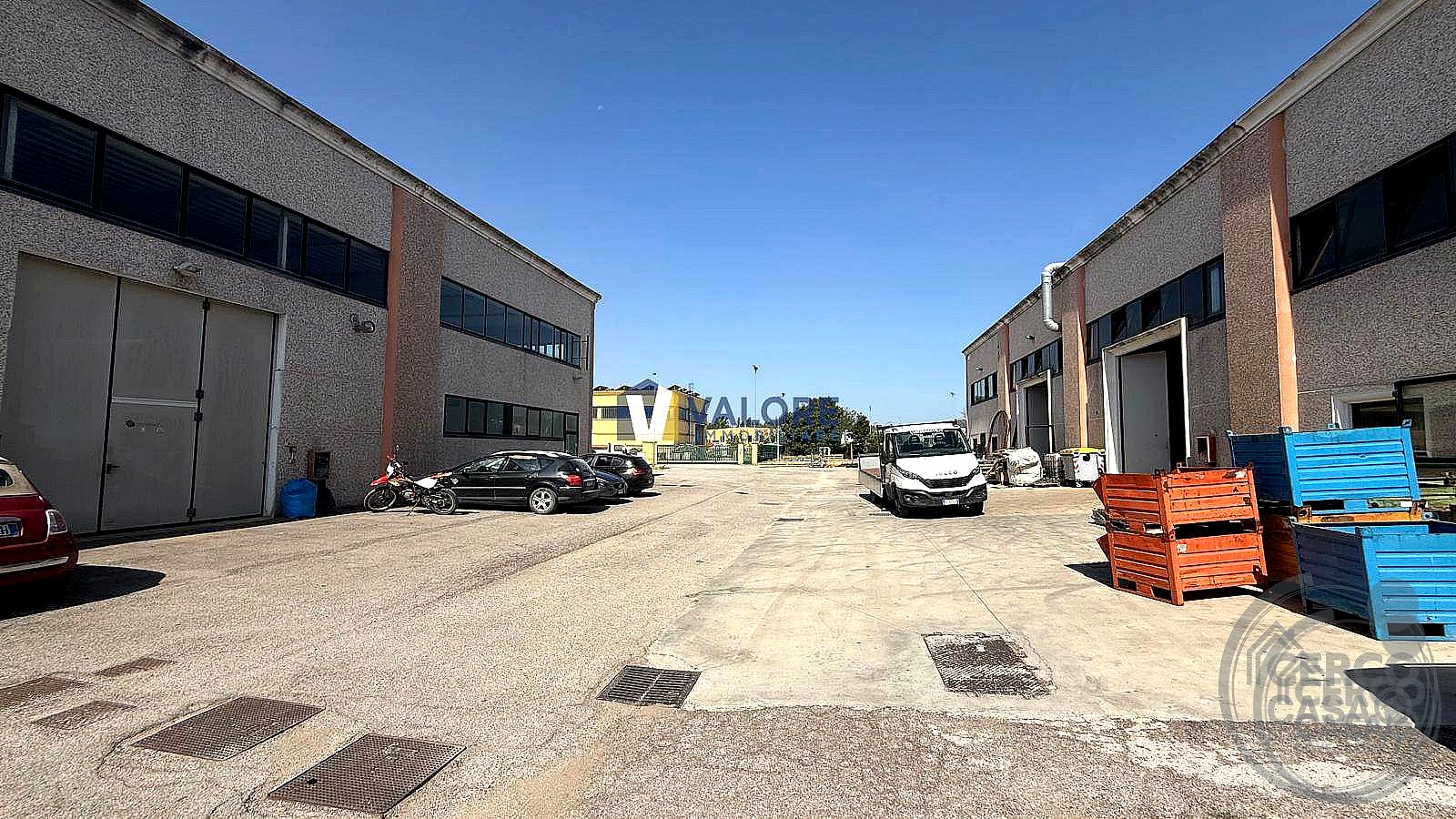 CAPANNONE VENDITA MAGIONE · foto 35