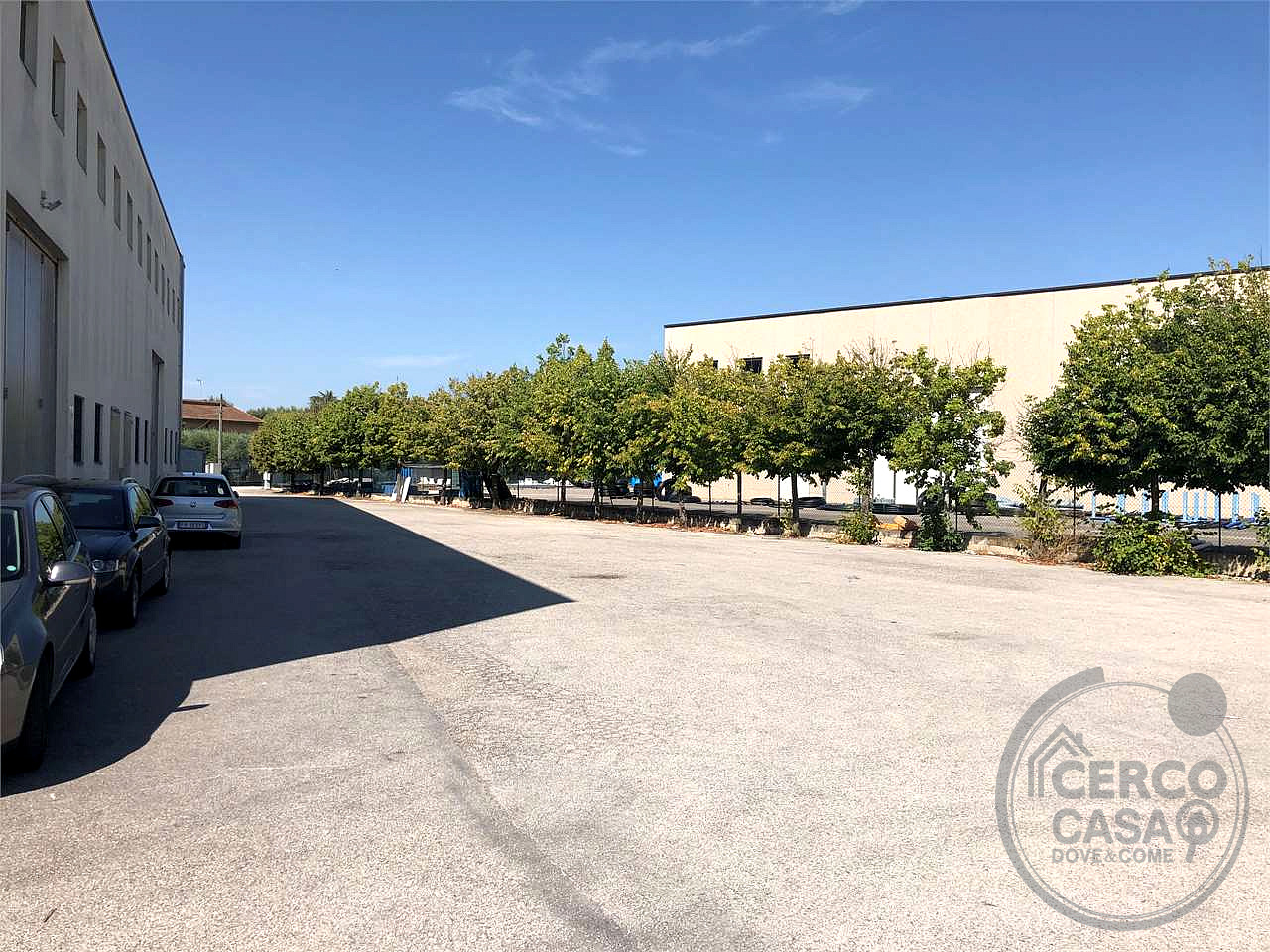 Capannone in zona industriale