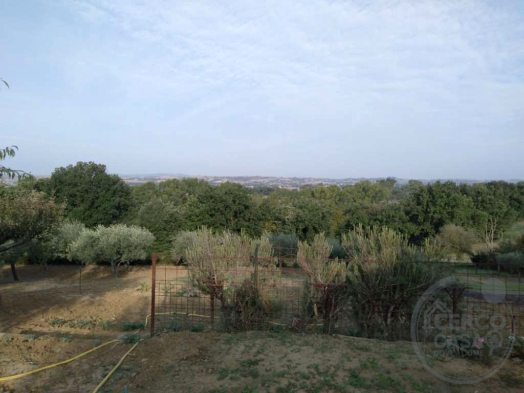 SEMINDIPENDENTE DA COMPLETARE VENDITA CON TERRENO