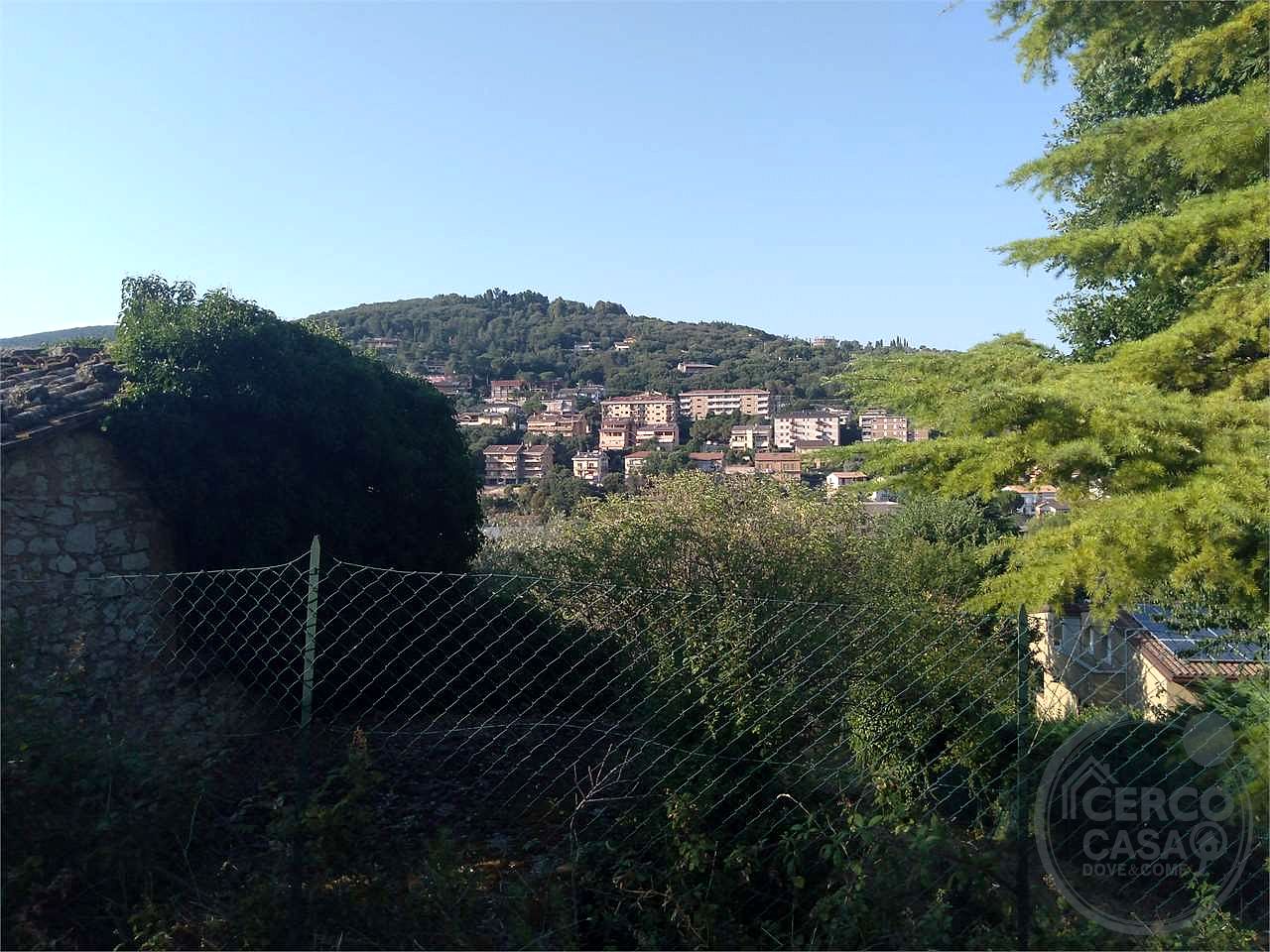 TERRENO EDIFICABILE IN VENDITA A PERUGIA LACUGNANO