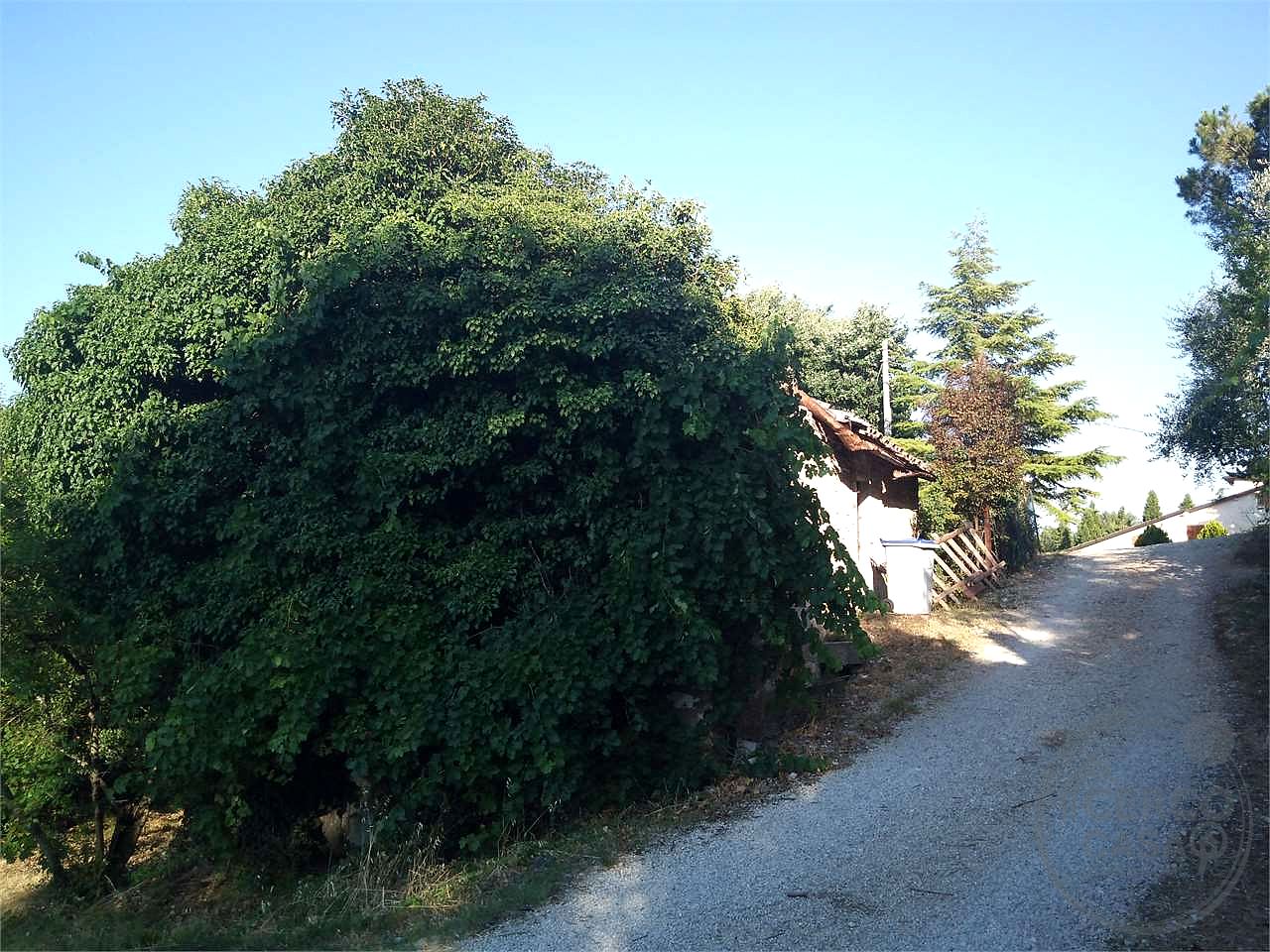 TERRENO EDIFICABILE IN VENDITA A PERUGIA LACUGNANO