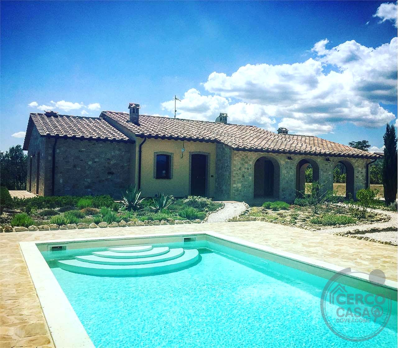 Casolare in pietra