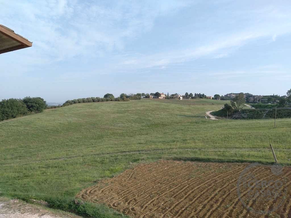 SEMINDIPENDENTE DA COMPLETARE VENDITA CON TERRENO