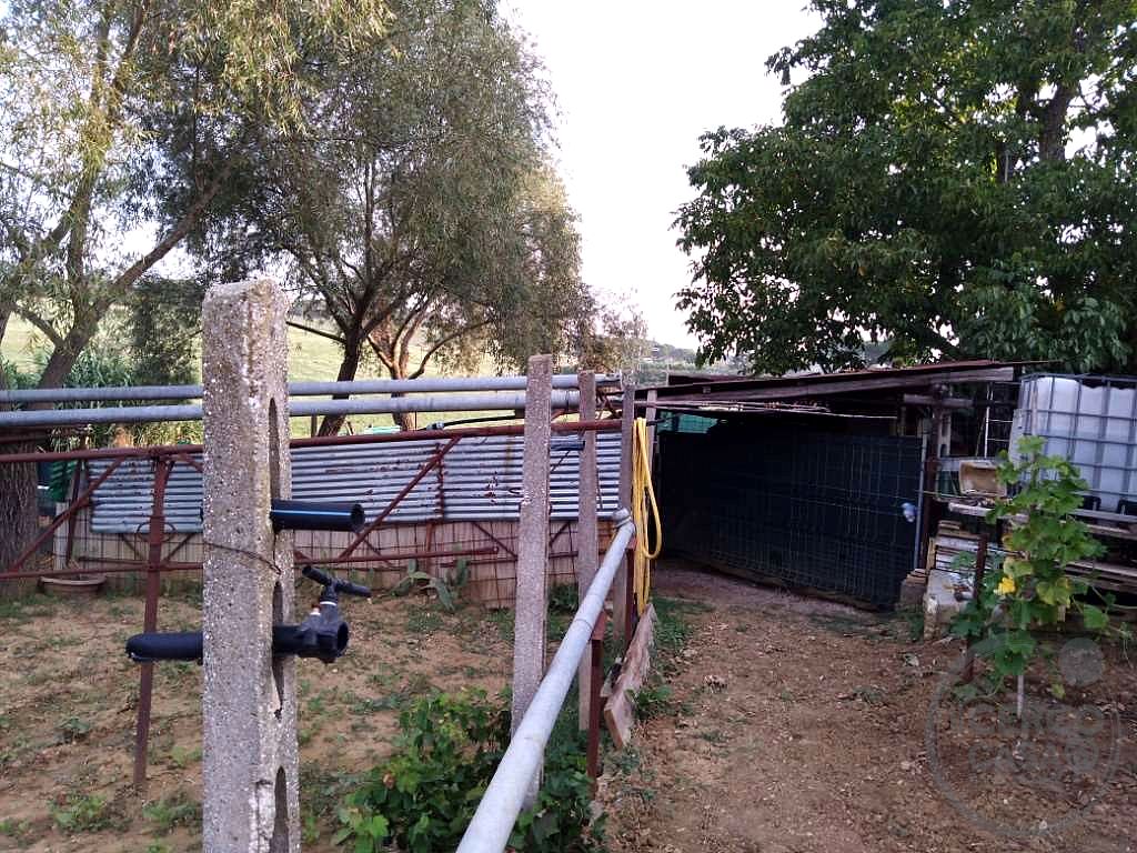 SEMINDIPENDENTE DA COMPLETARE VENDITA CON TERRENO