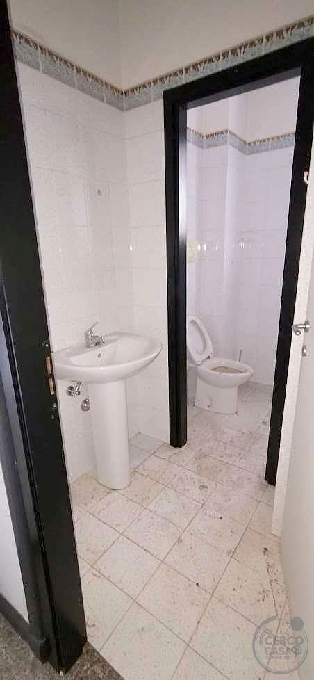Ufficio in vendita a Deruta