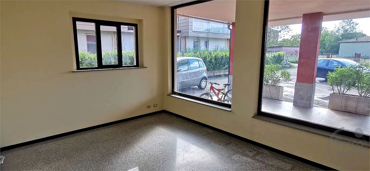 Ufficio in vendita a Deruta