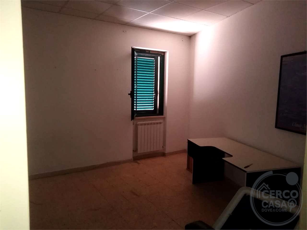 CASALE CON TERRENO EDIFICABILE