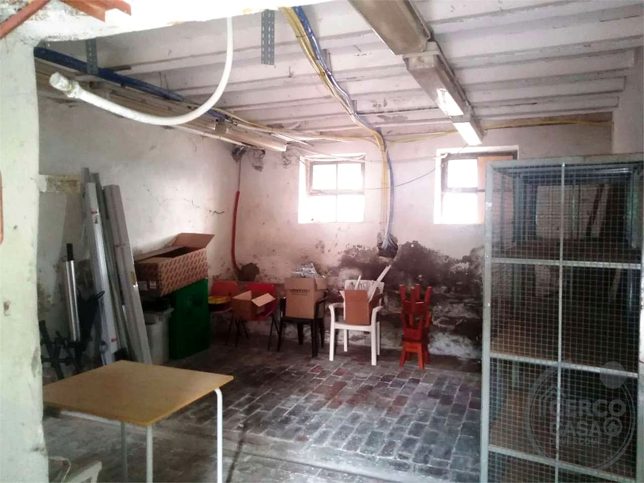 CASALE CON TERRENO EDIFICABILE