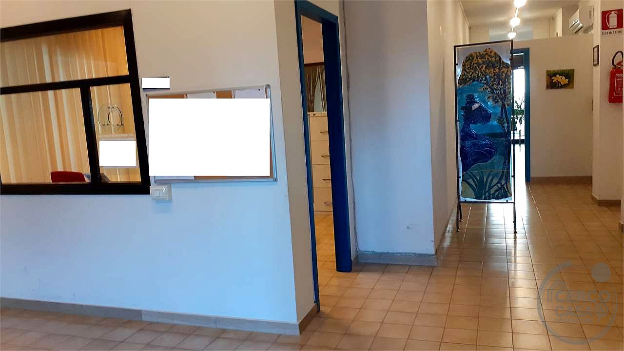 Perugia Ponte San Giovanni ufficio a reddito 6,6%