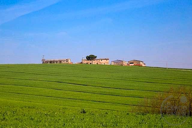 Marsciano casale da ristrutturare collinare panoramico