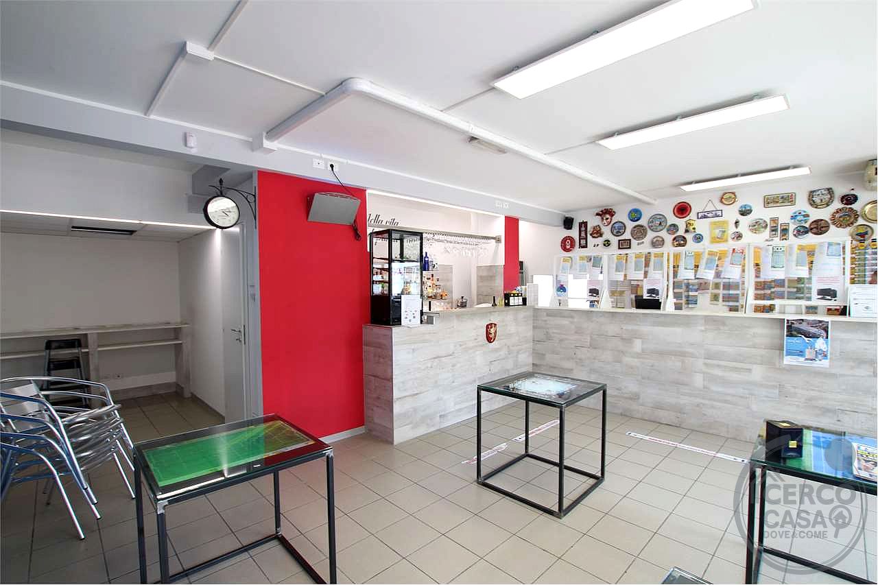 Vendesi attività commerciale Bar Sala Scommesse