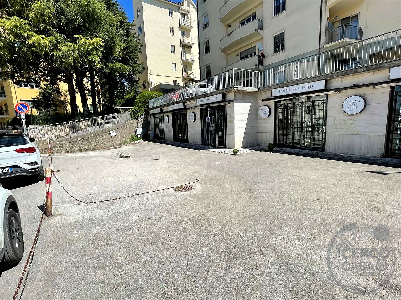 Locale Commerciale